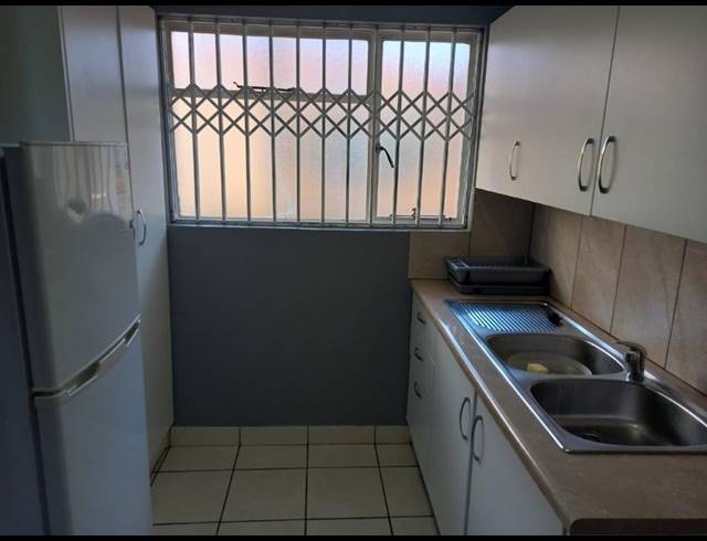 2 BEDROOM APARTMENT RENTED IN HUMEWOOD
